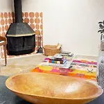 Onu Vibrant Light Filled Onu Suite At La Dea