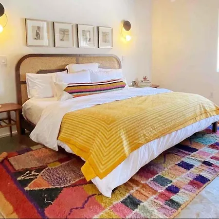 Apartment Onu Vibrant Light Filled Onu At La Dea Santa Fe