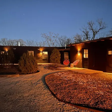 Onu Vibrant Light Filled Onu At La Dea Apartment Santa Fe